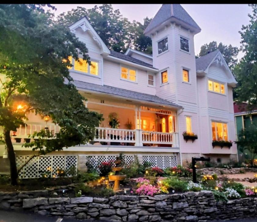 Inn At Rose Hall 尤里卡斯普林斯 外观 照片